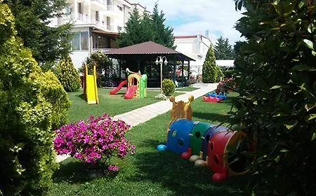 Ioannou 4*