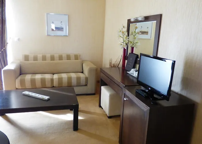 Ioannou Hotel 4*